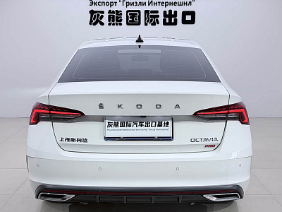 Skoda Octavia 1.4 л 2022 г. Белый, пробег 34000 км