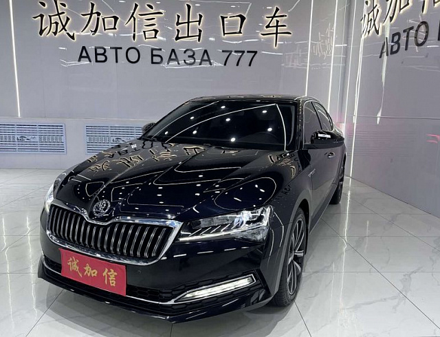 Skoda Superb 1.4 л 2024 г. Чёрный, пробег 9700 км
