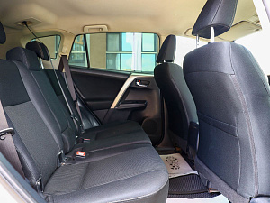 Toyota RAV4 белый 2014