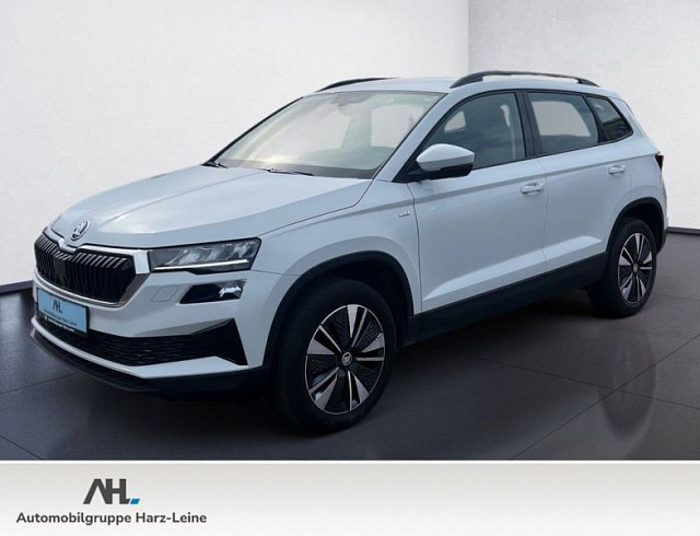 Skoda Karoq 2022 г. Белый, пробег 48653 км