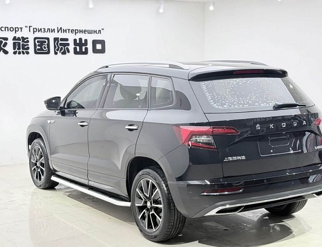 Skoda Karoq 1.4 л 2022 г. Чёрный, пробег 16000 км