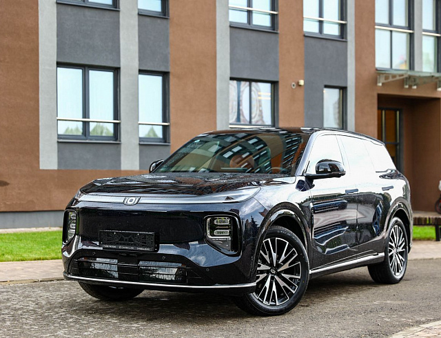 Changan Qiyuan Q07 черный 2026