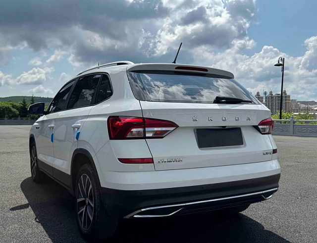 Skoda Kamiq 1.5 л 2023 г. Белый, пробег 23000 км