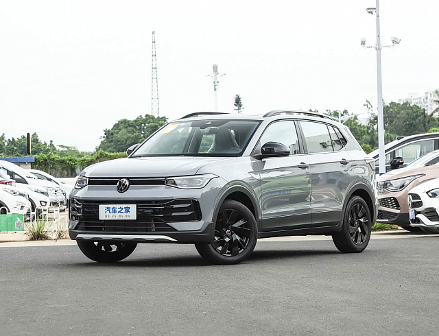 Volkswagen Tharu XR 1.5 Sharp Edition