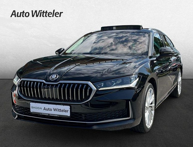 Skoda Superb 2024 г. Чёрный, пробег 49500 км
