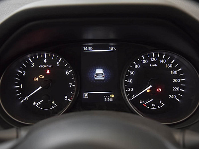 Nissan Quasqai 2.0 XV+ Leading