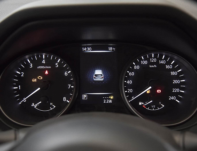 Nissan Quasqai 2.0 XV+ Leading