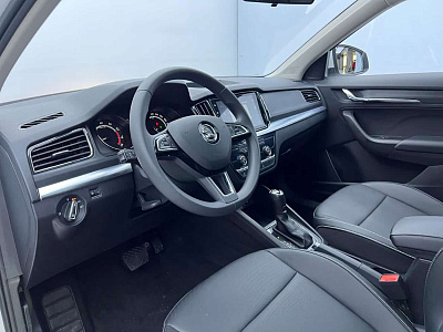 Skoda Kamiq 1.5 л 2023 г. Белый, пробег 50000 км