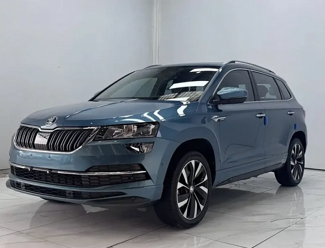Skoda Karoq 1.4 л 2022 г. Голубой, пробег 34000 км
