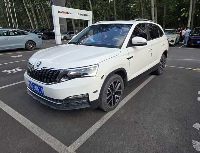 Skoda Kamiq 1.5 л 2022 г. Белый, пробег 19200 км