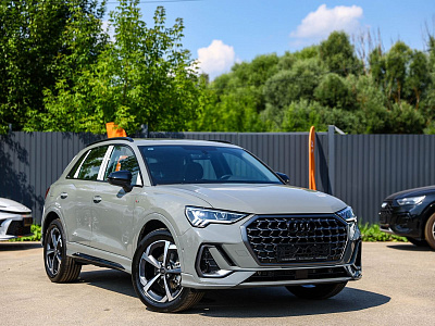 Audi Q3 серый 2026