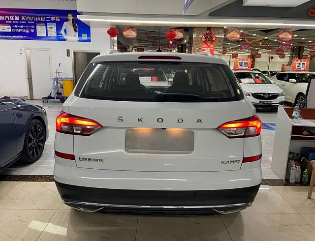 Skoda Kamiq 1.5 л 2023 г. Белый, пробег 12000 км