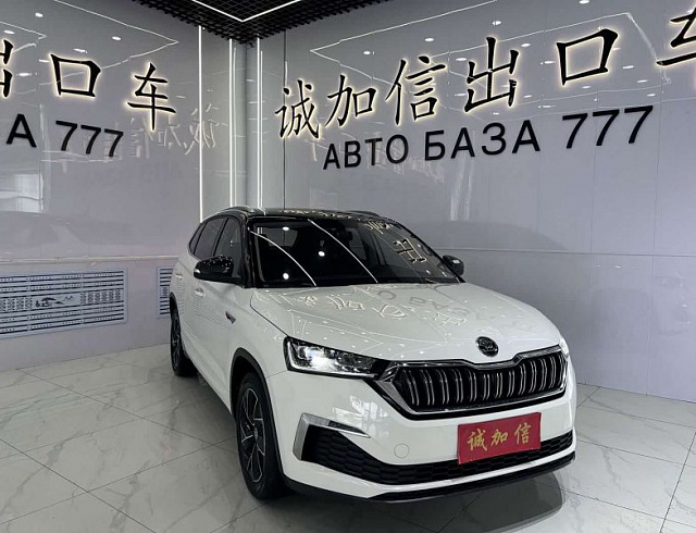 Skoda Kamiq 1.2 л 2023 г. Белый, пробег 21000 км