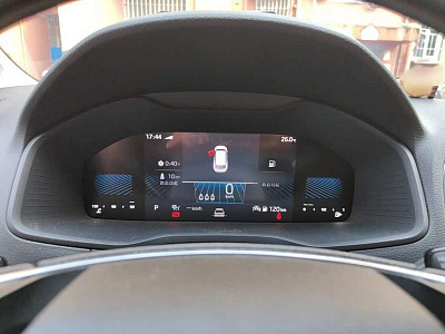 Skoda Karoq 1.4 л 2023 г. шампань/коричневый, пробег 20700 км