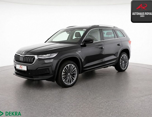 Skoda Kodiaq 2023 г. Чёрный, пробег 50000 км