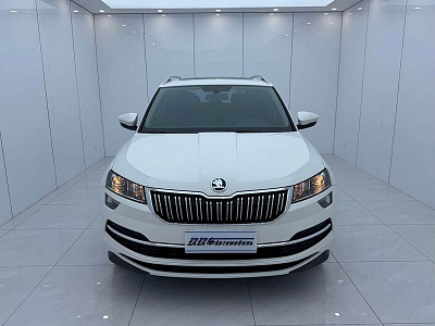 Skoda Karoq 1.4 л 2022 г. Белый, пробег 30000 км