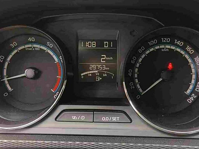 Skoda Kamiq 1.5 л 2023 г. Белый, пробег 29000 км