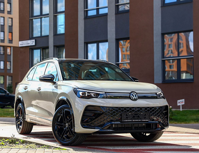 Volkswagen Tiguan серый 2026