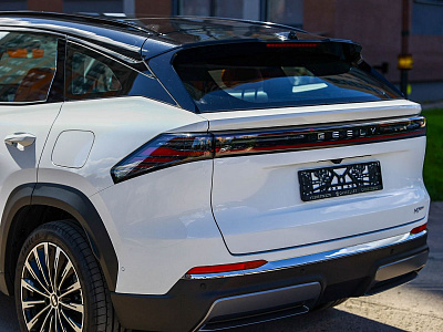 Geely Galaxy M7 белый 2026