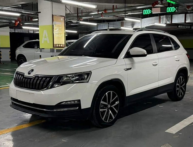 Skoda Kamiq 1.5 л 2022 г. Белый, пробег 41000 км