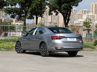 Skoda Superb 1.4 280TSI Luxury