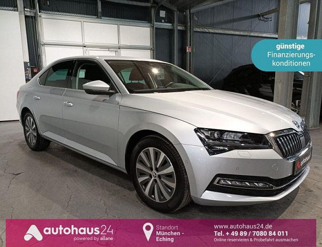 Skoda Superb 2022 г. Серебристый, пробег 50294 км