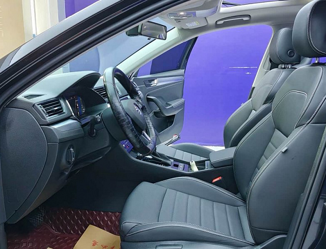 Skoda Superb 1.4 л 2023 г. Чёрный, пробег 11000 км