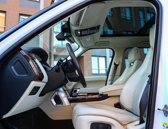 Land Rover Range Rover белый 2016