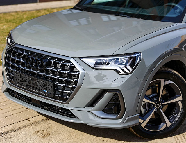Audi Q3 серый 2026