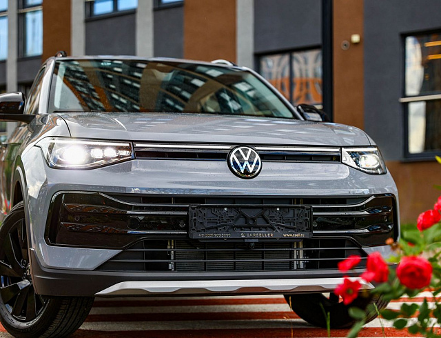 Volkswagen Tharu XR серый 2026