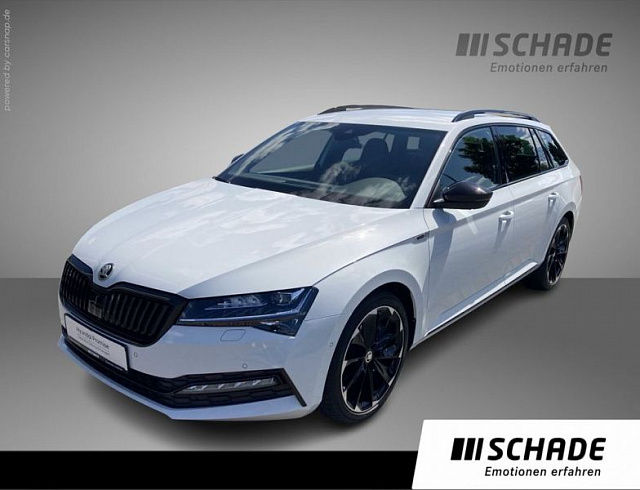 Skoda Superb 2023 г. Белый, пробег 52900 км