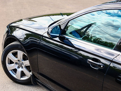Audi A6 черный 2015