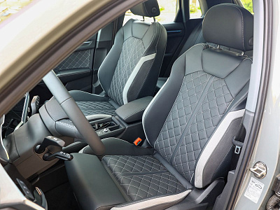 Audi Q3 серый 2026