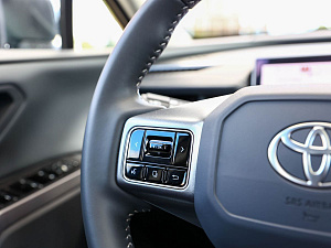 Toyota RAV4 черный 2026