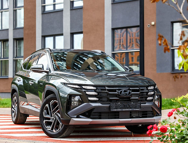 Hyundai Tucson серый 2026